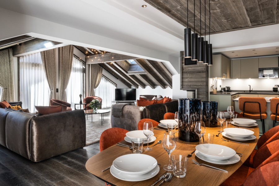 B20 | Exceptional duplex penthouse