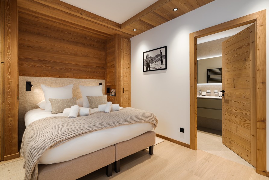 01 | To bring family and friends together